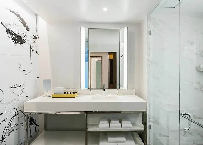 Corner King Room